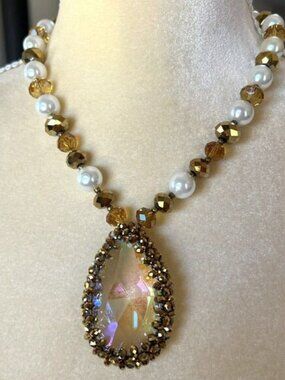Statement Oval Faceted Crystal Pendant Necklace Brown/Ivory Beaded 18 Inches
